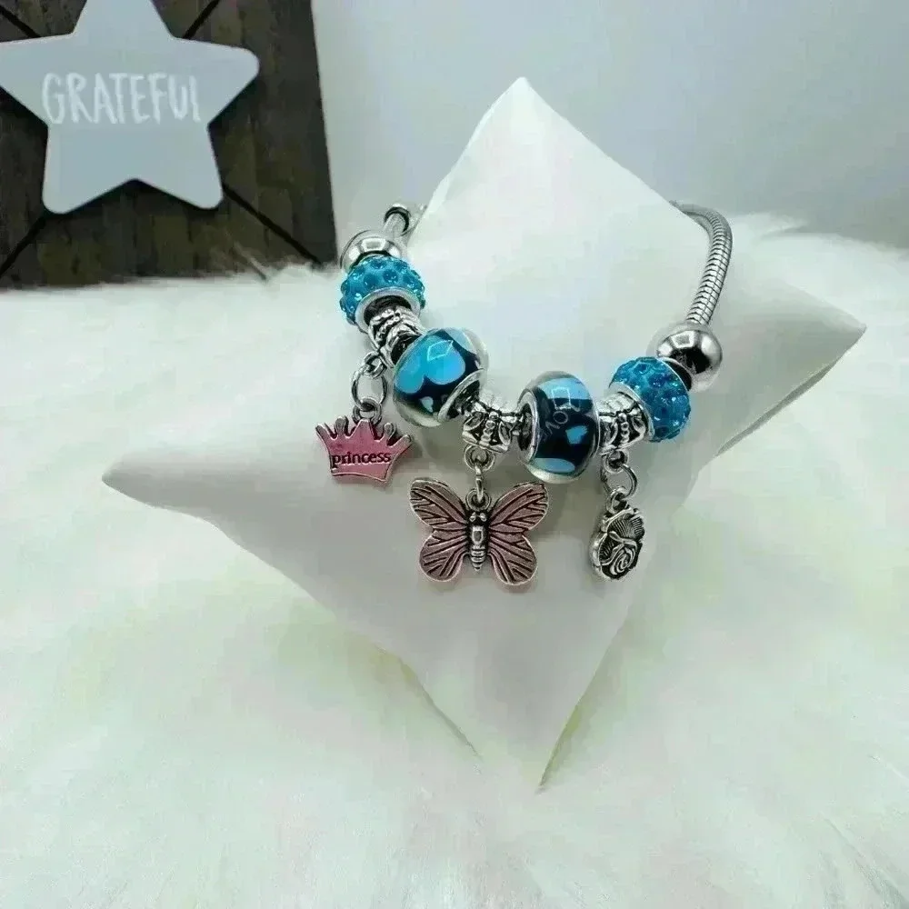 Cute Butterfly Charm Bracelet Blue theme